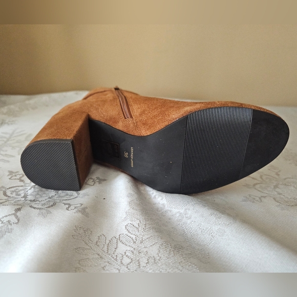 Le Chateau Ankle Boots Cognac Suede Boho Western Party NWT Style Y076 Sz 8 - Picture 9 of 15